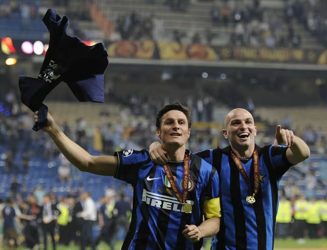 yabo-阿森纳观众热烈欢呼！，费德勒迎来十五赛季出色发挥比赛高潮迭起-yabo